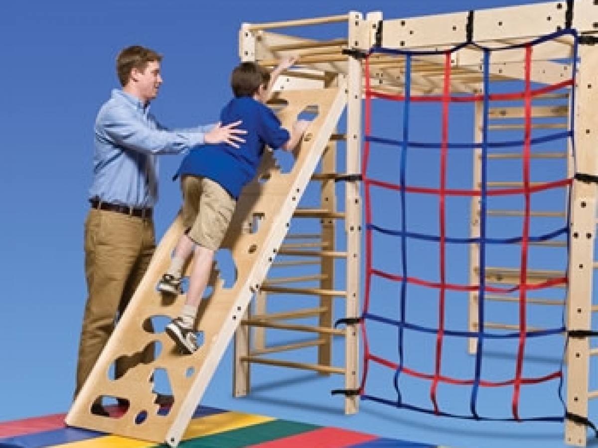In-FUN-ity Climbing System Cut-out Climbing Wall