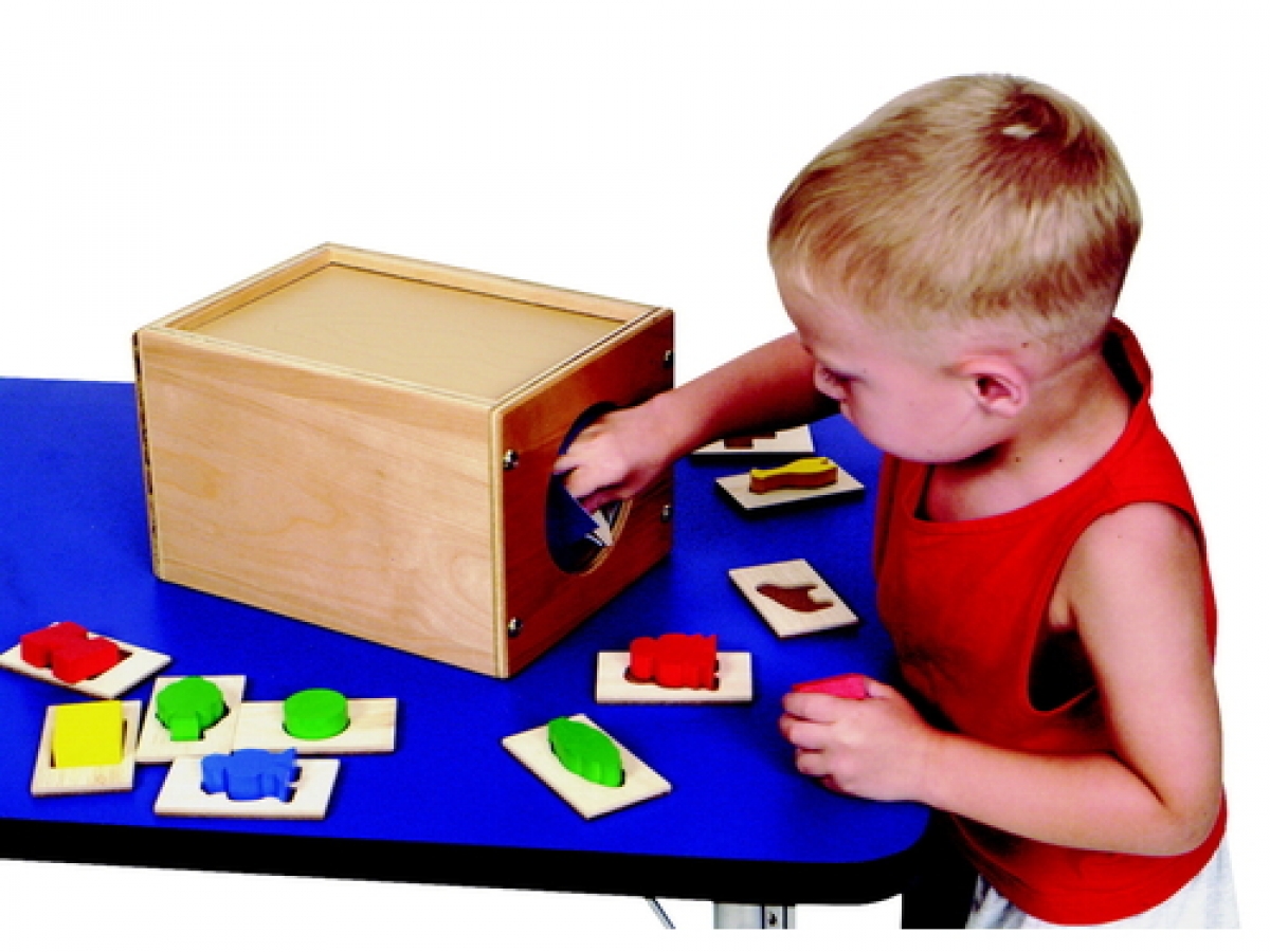 Childcraft Wonder Box with Tactile Assortment, 10-1/2 x 7-3