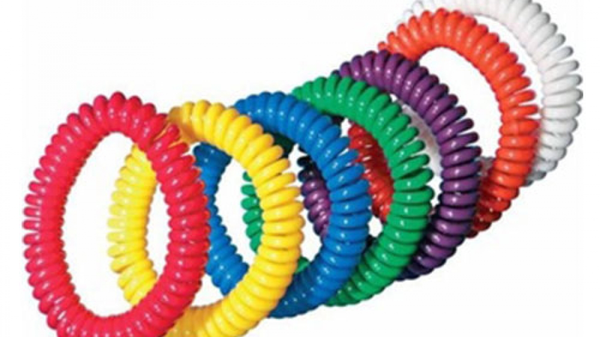 Assorted Colors Abilitations Chewlery Chewable Necklaces Set of 7 