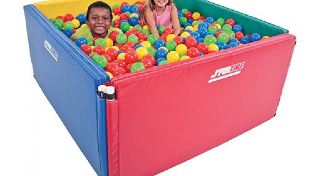 baby sensory ball pit