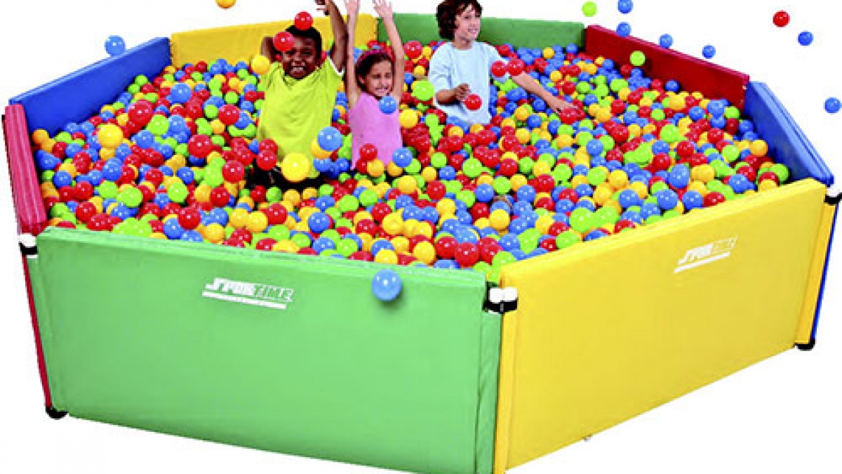 baby sensory ball pit