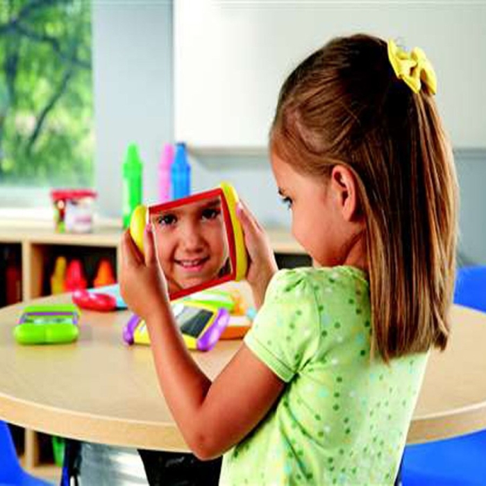Learning Resources Me Mirrors, 4 x 6 Inches, Set of 6