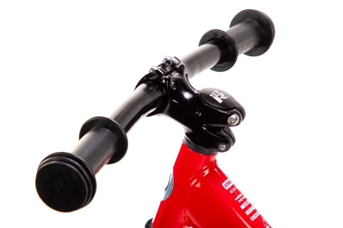 STRIDER ALUMINUM FLAT HANDLEBAR WITH GRIPS - Image 3